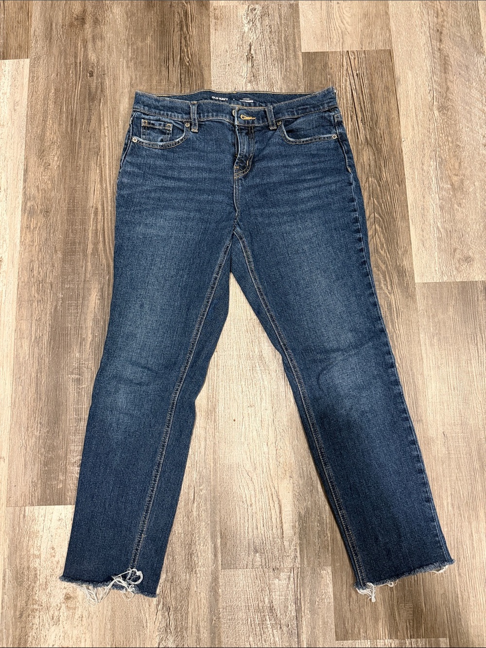 Old Navy Medium Blue Cropped Straight-Leg Jeans with Frayed Hem